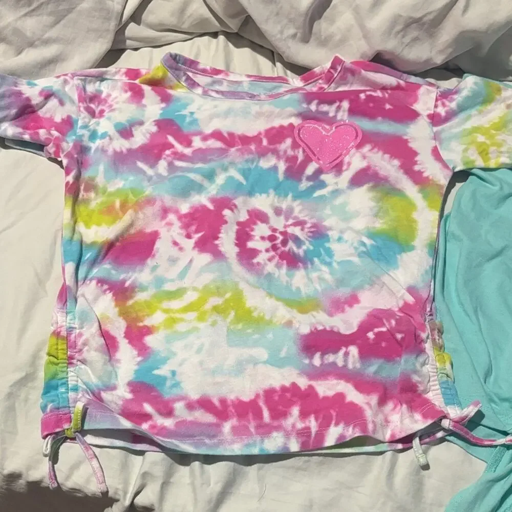 Children’s place 7/8 Colorful Tie-Dye and Blue Knot Kids Tops euc worn once